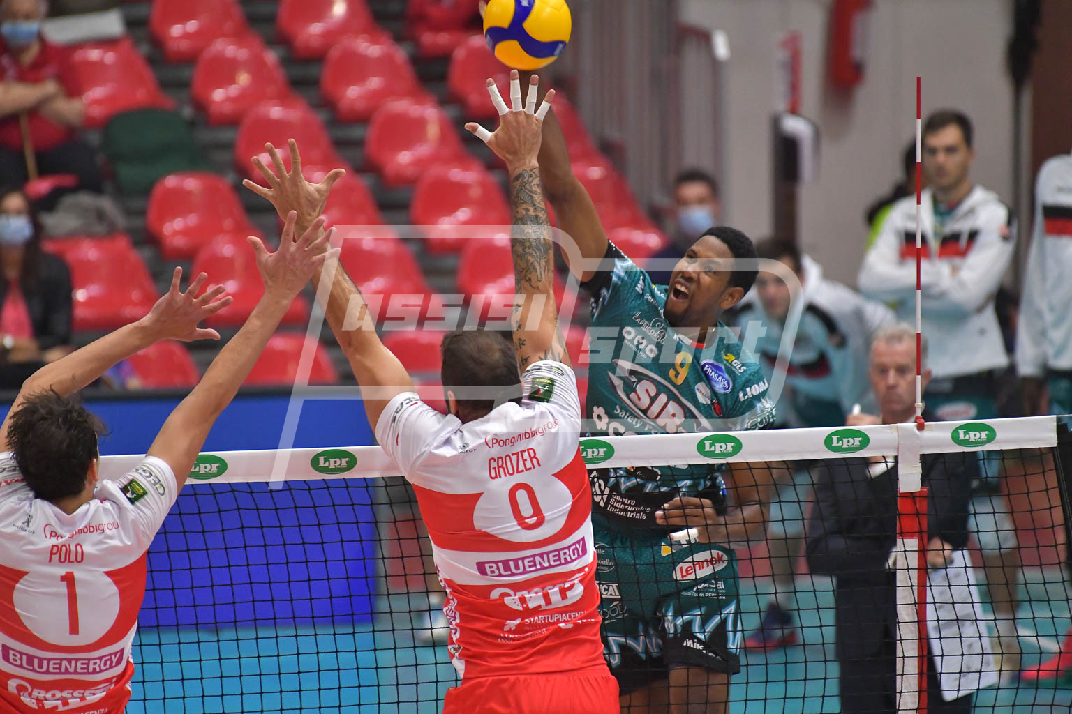 0BD77540-944A-45A1-8487-C5B3AF03174C