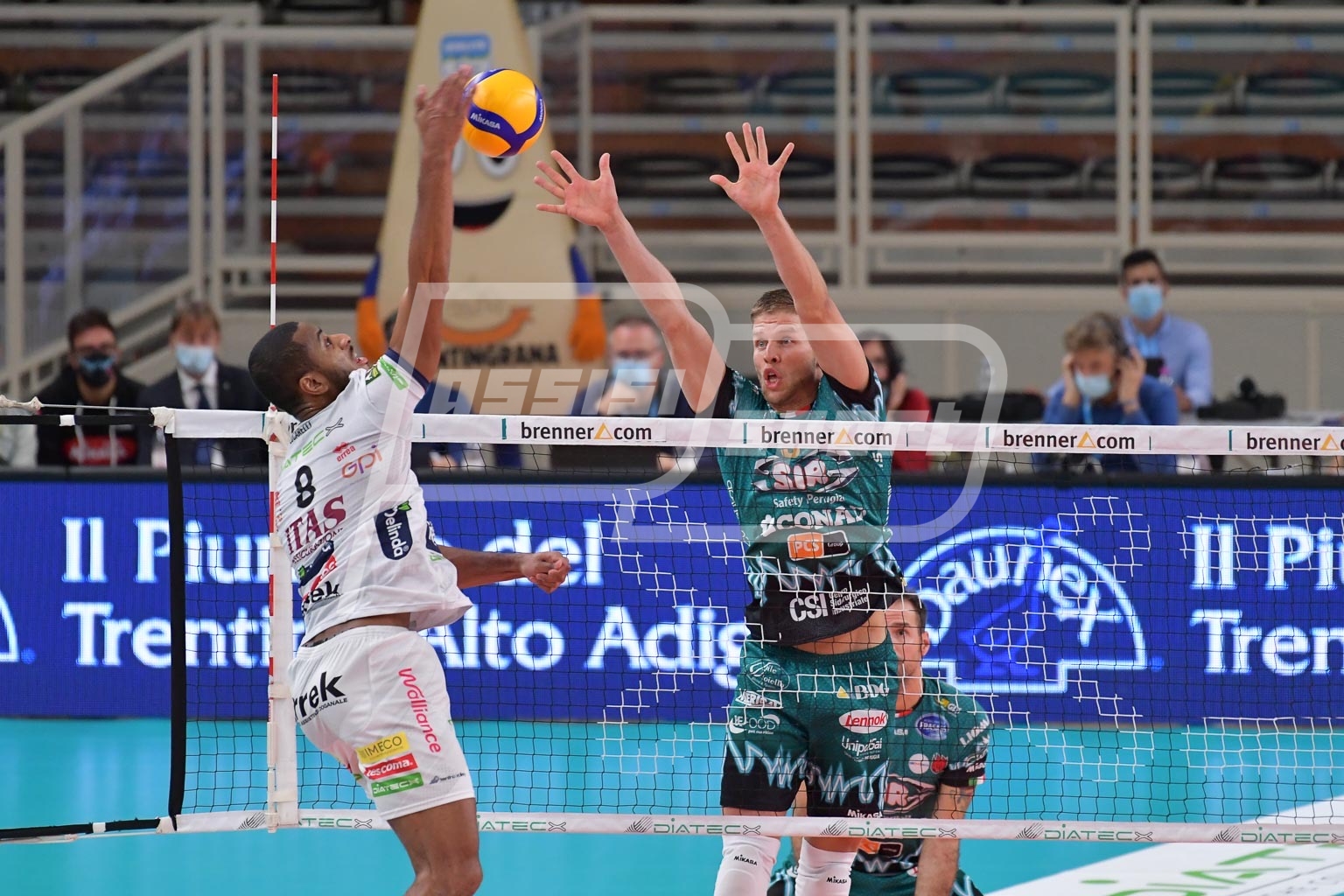 60CEF81B-B2DA-49AA-AA13-91D872C4AC32