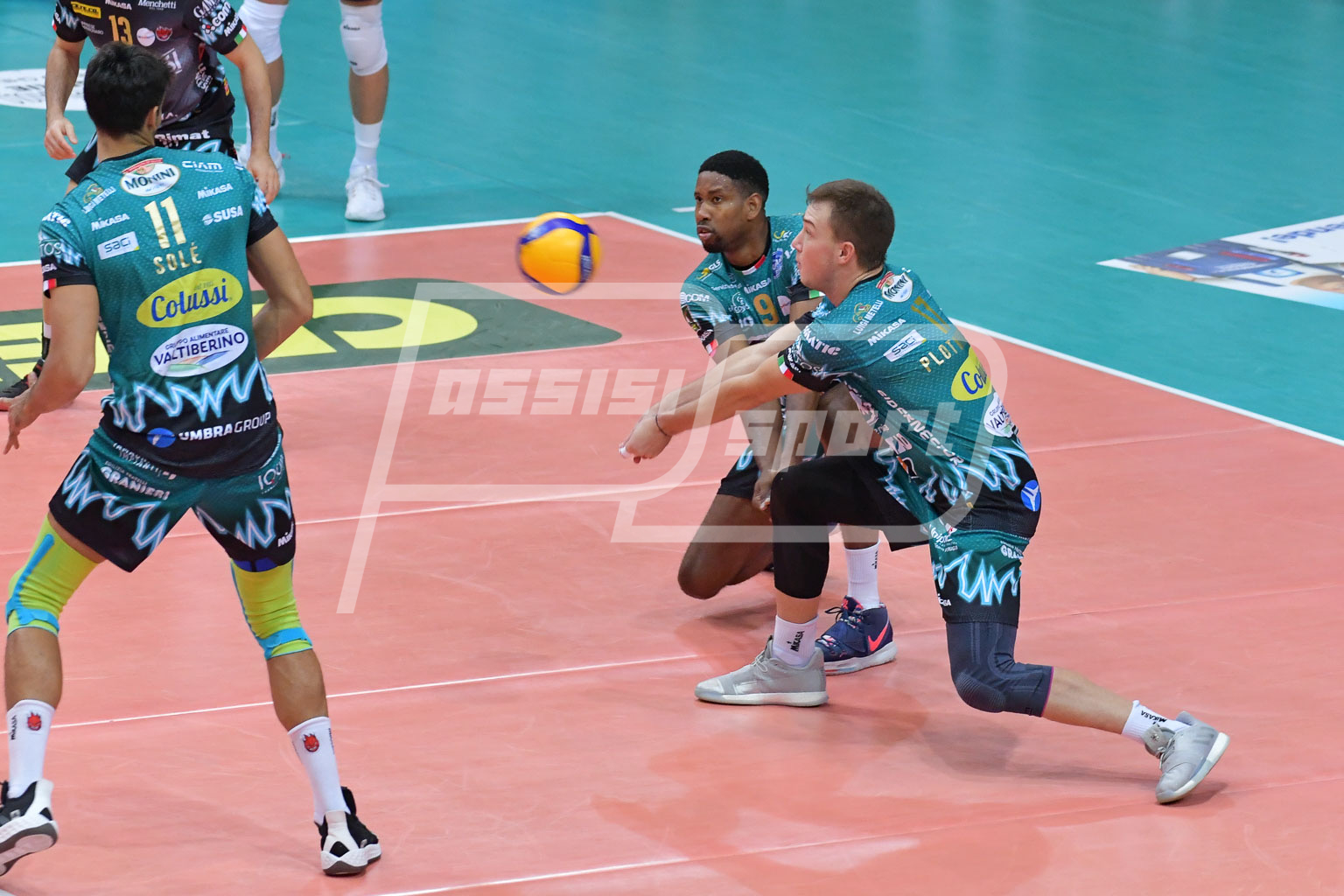 90E483F6-4998-443A-8F34-AF4044420E2F