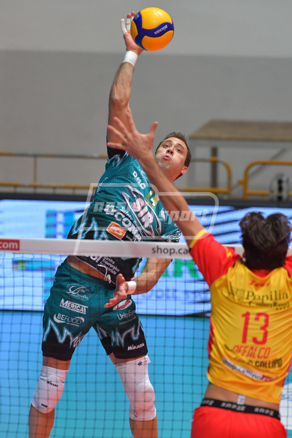 0A78FA7C-9CAC-44B8-B56D-9DD7127B08C9