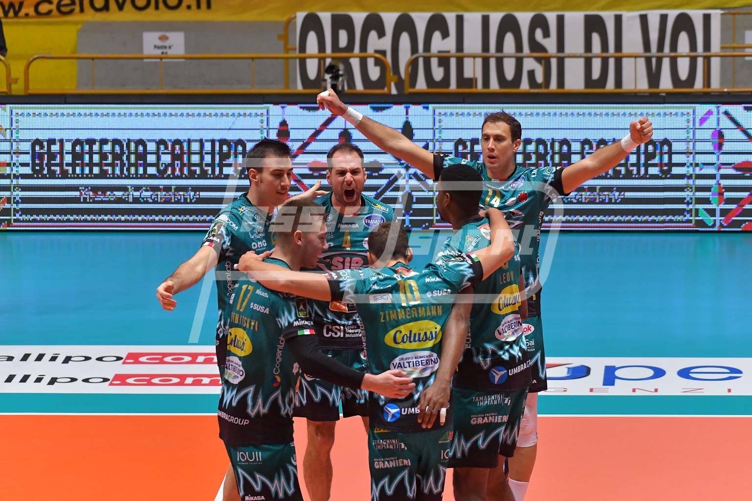 9AFB9A6B-0C25-4FAE-A7DB-71B2AFB014C6