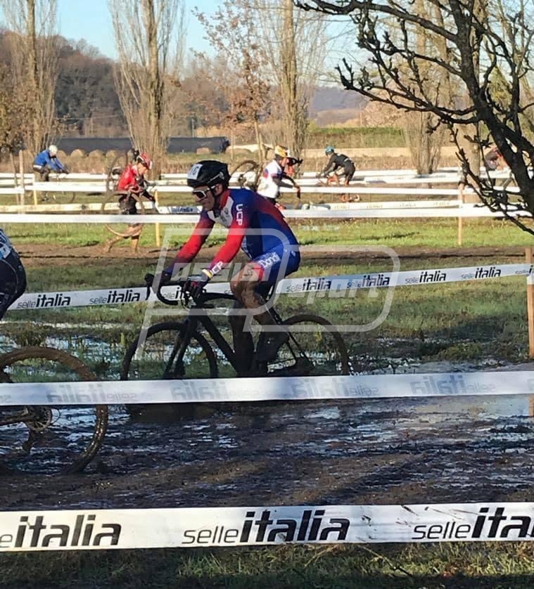 18B561CE-A3AD-47D1-BBA7-6E1C1AEF283F