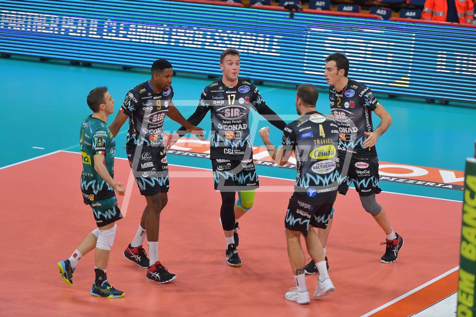 2519B8B7-6C93-4BDB-87E7-167ECE7B6BE0