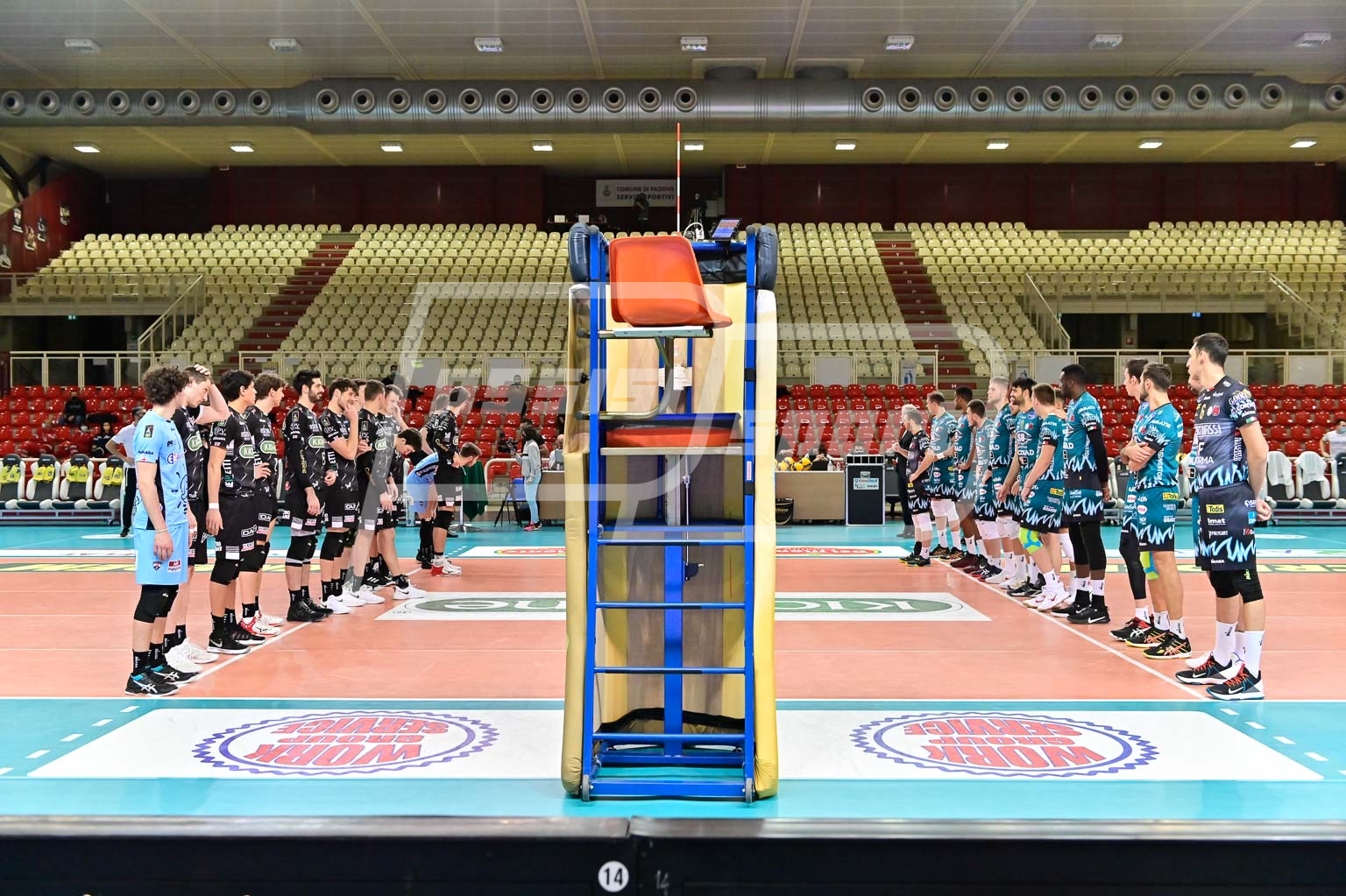 4270F2F7-6218-4C86-9972-7D8D3392861F