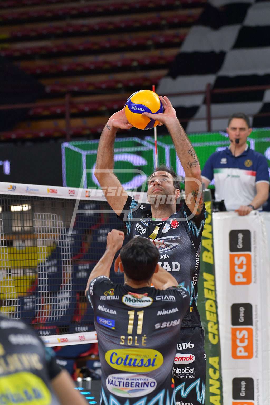 4DCF3600-3258-401B-BF5C-47D347AA5AC0