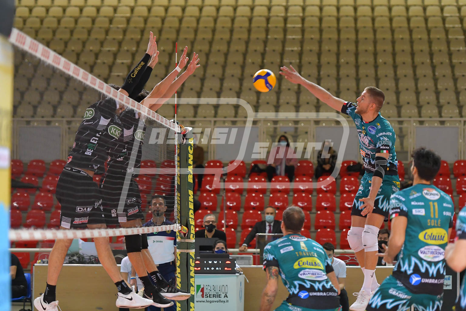 715878F8-ACD8-4648-BCE1-0F064FBC5886