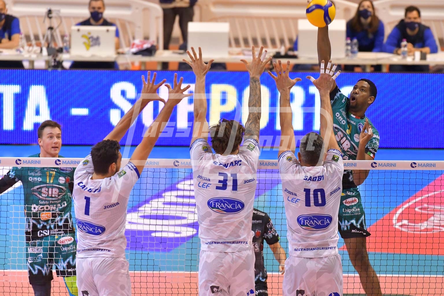 BA94CBCD-2946-413D-866C-E9132703C035