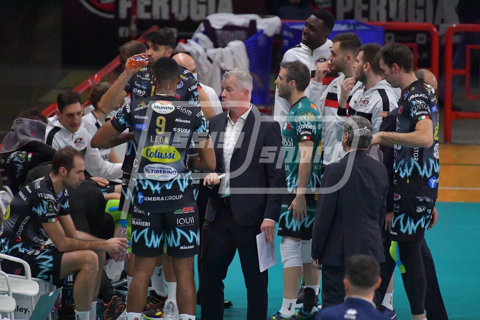 E0B62BF1-BF77-487A-9040-5896E670DF0D