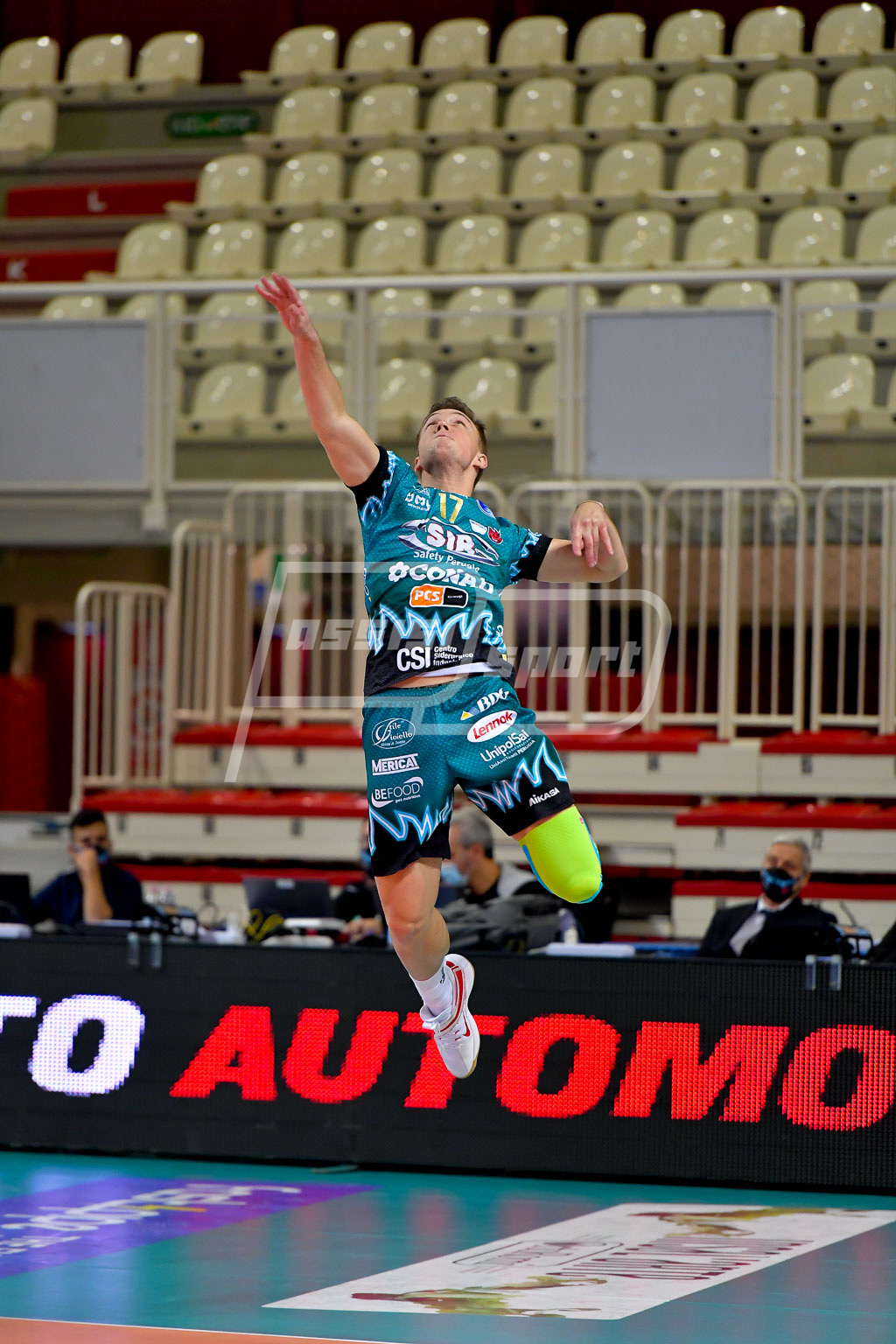 F9BA4377-ED59-490F-B81E-A886D51C90B1