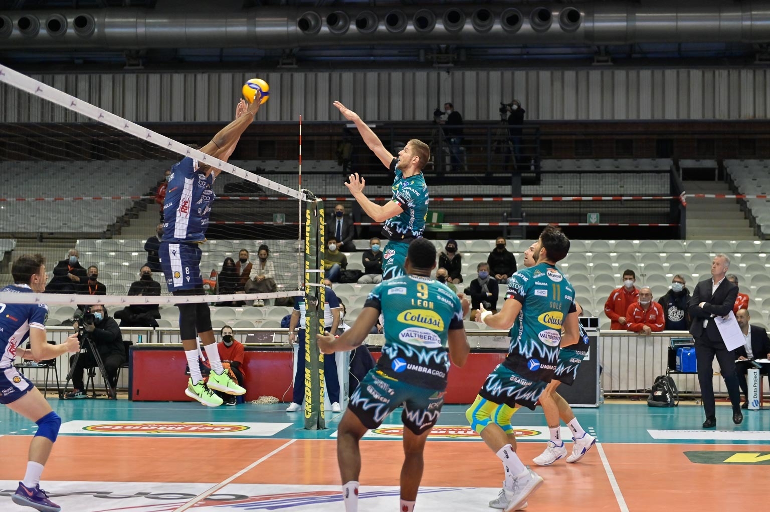 26A0346B-7713-4B21-9245-A3F139236F97