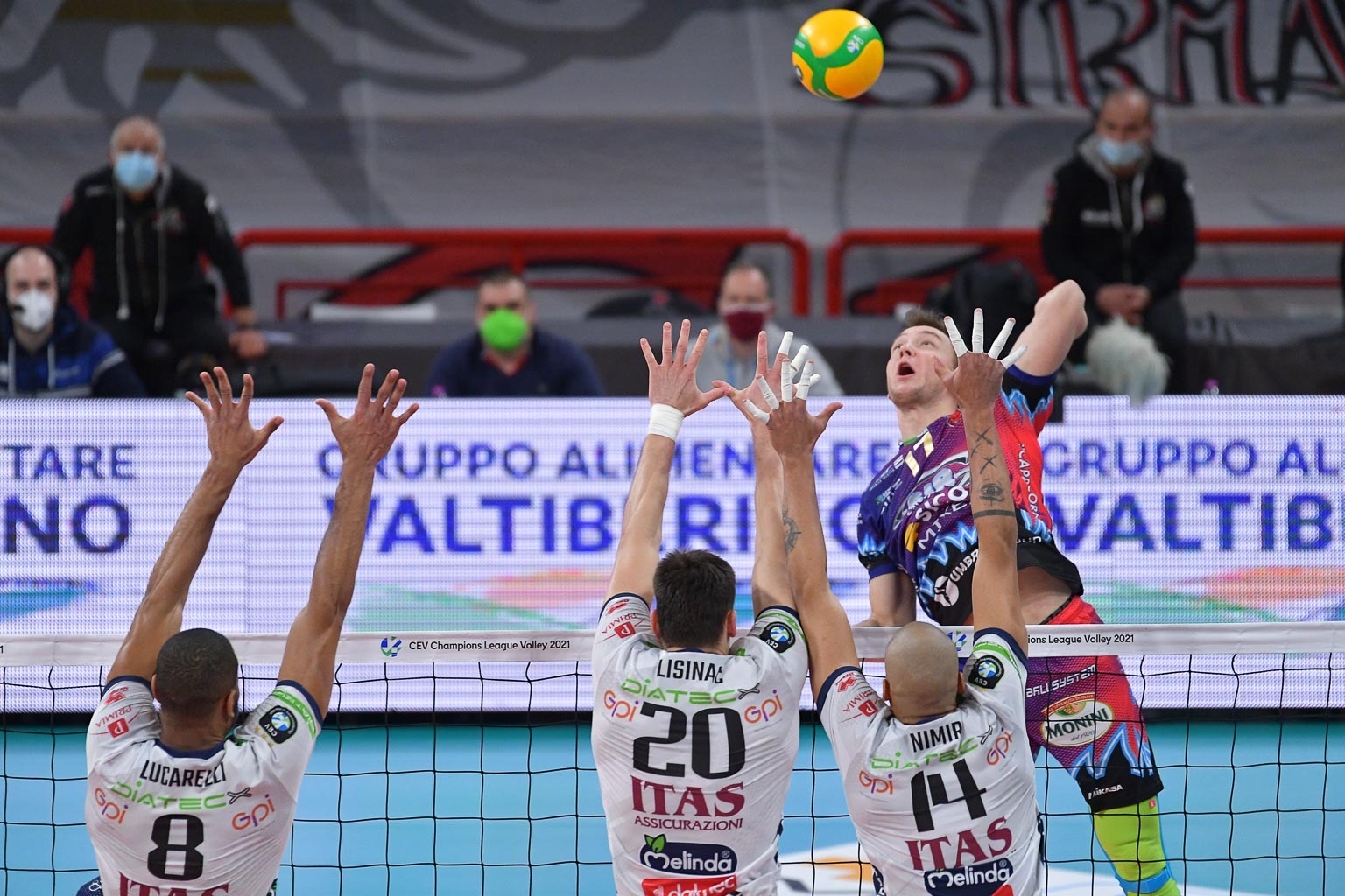 73CCCC64-EAE9-414C-B19A-B21FE3BDC403