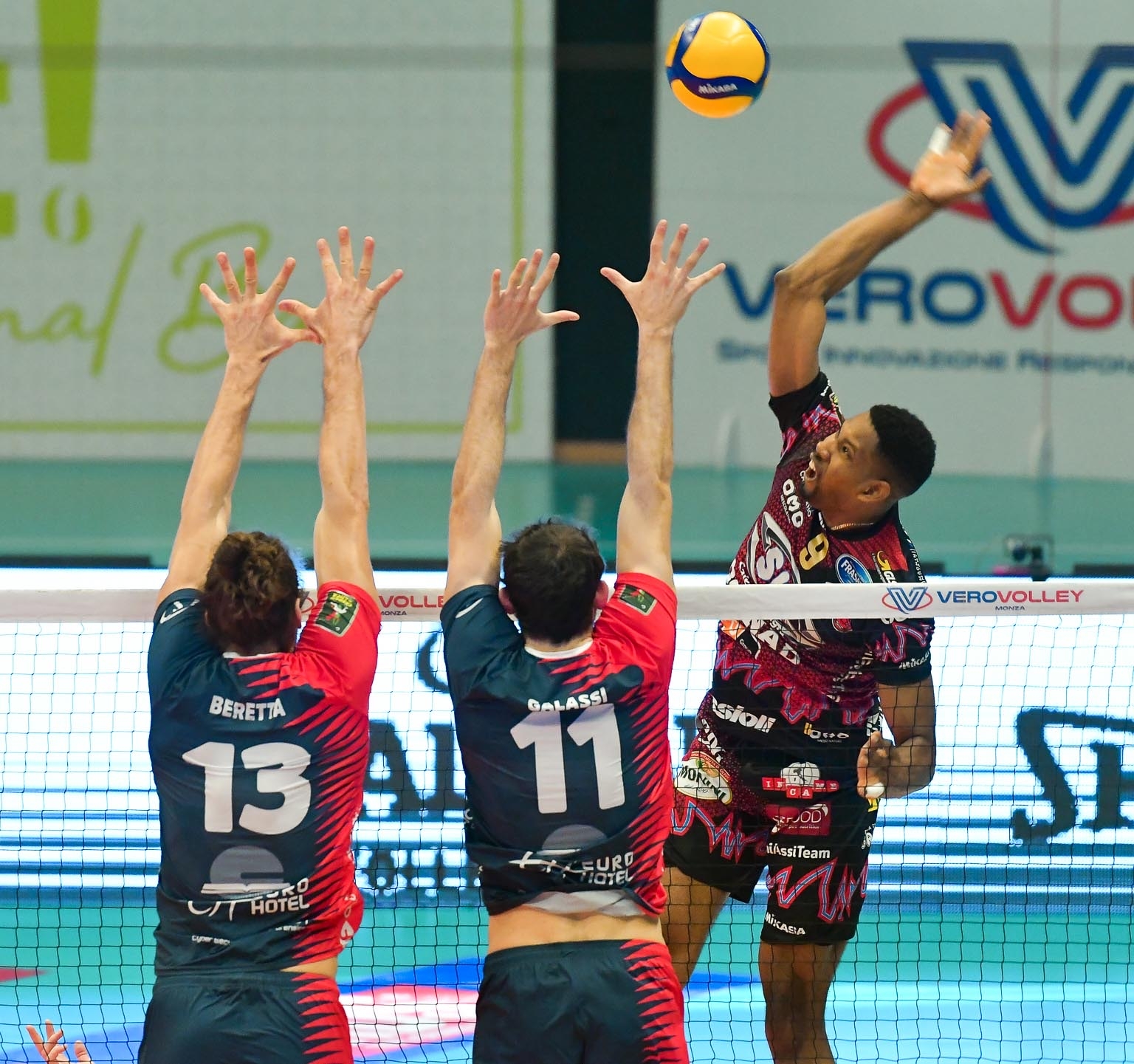 76E51097-830B-4A5C-AB72-5ADAD5374EF0