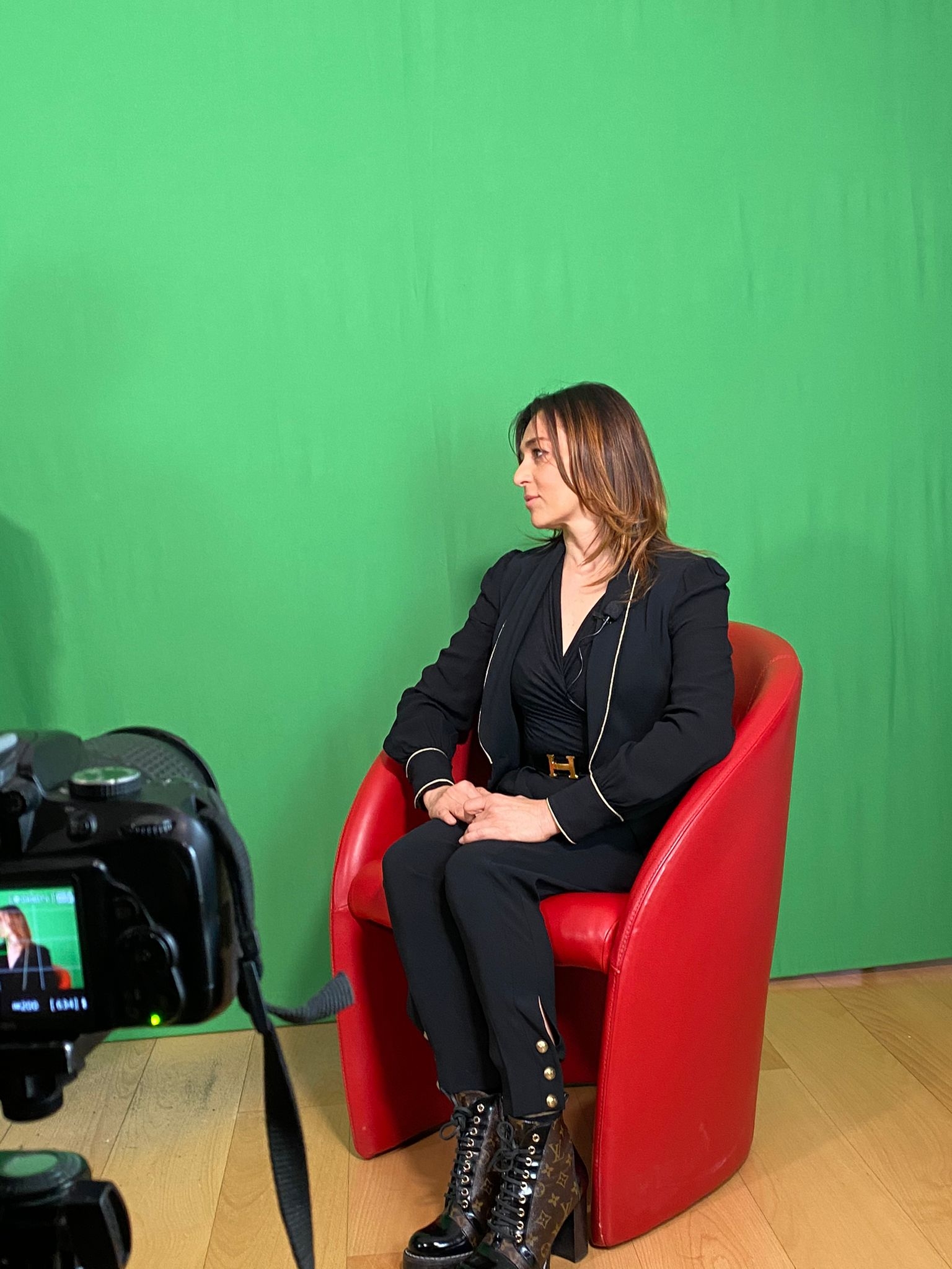 D0952D83-F2E9-4E3E-B77B-65768297D0B9