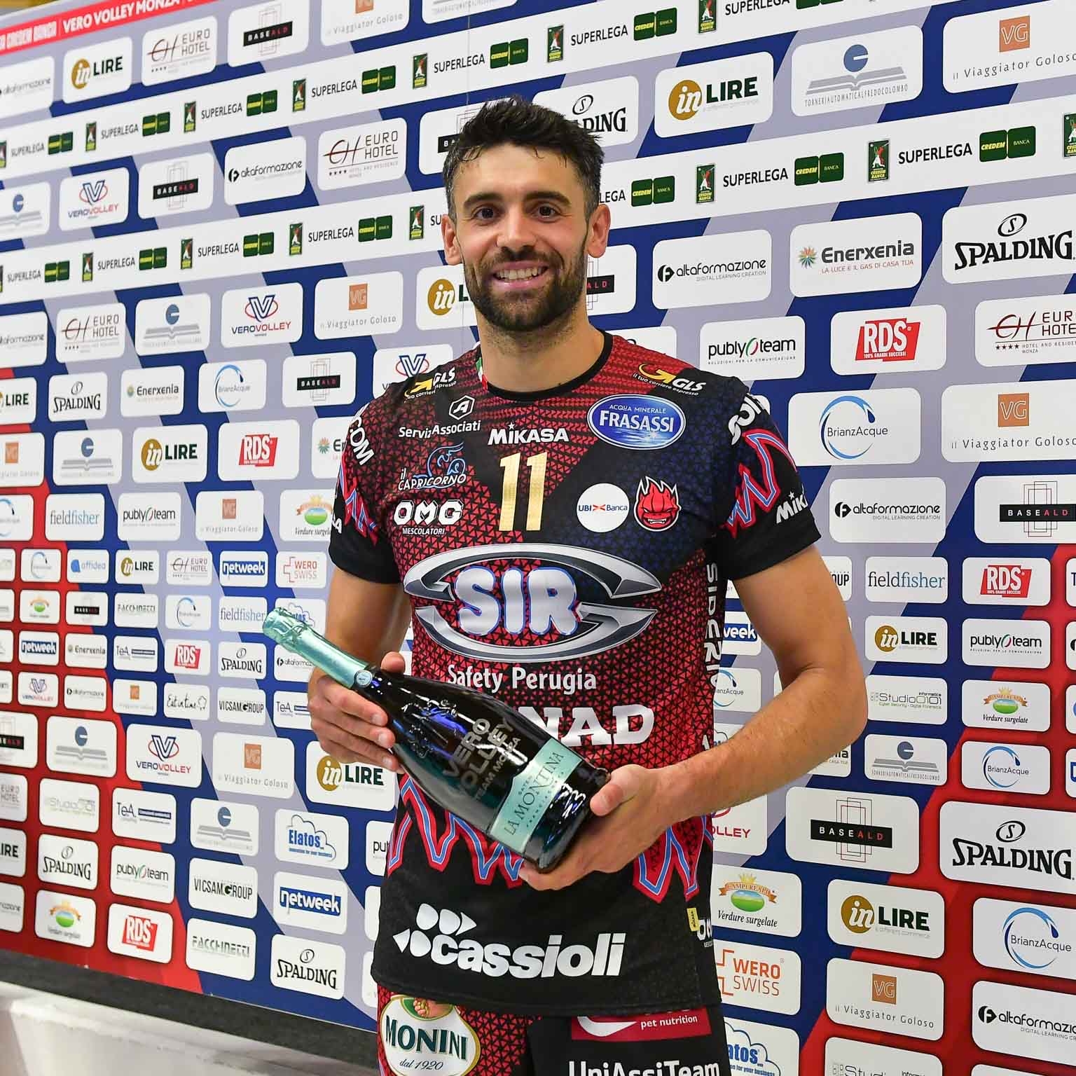 D5D5A759-EA4D-42F1-AEAD-678CB6B12E41