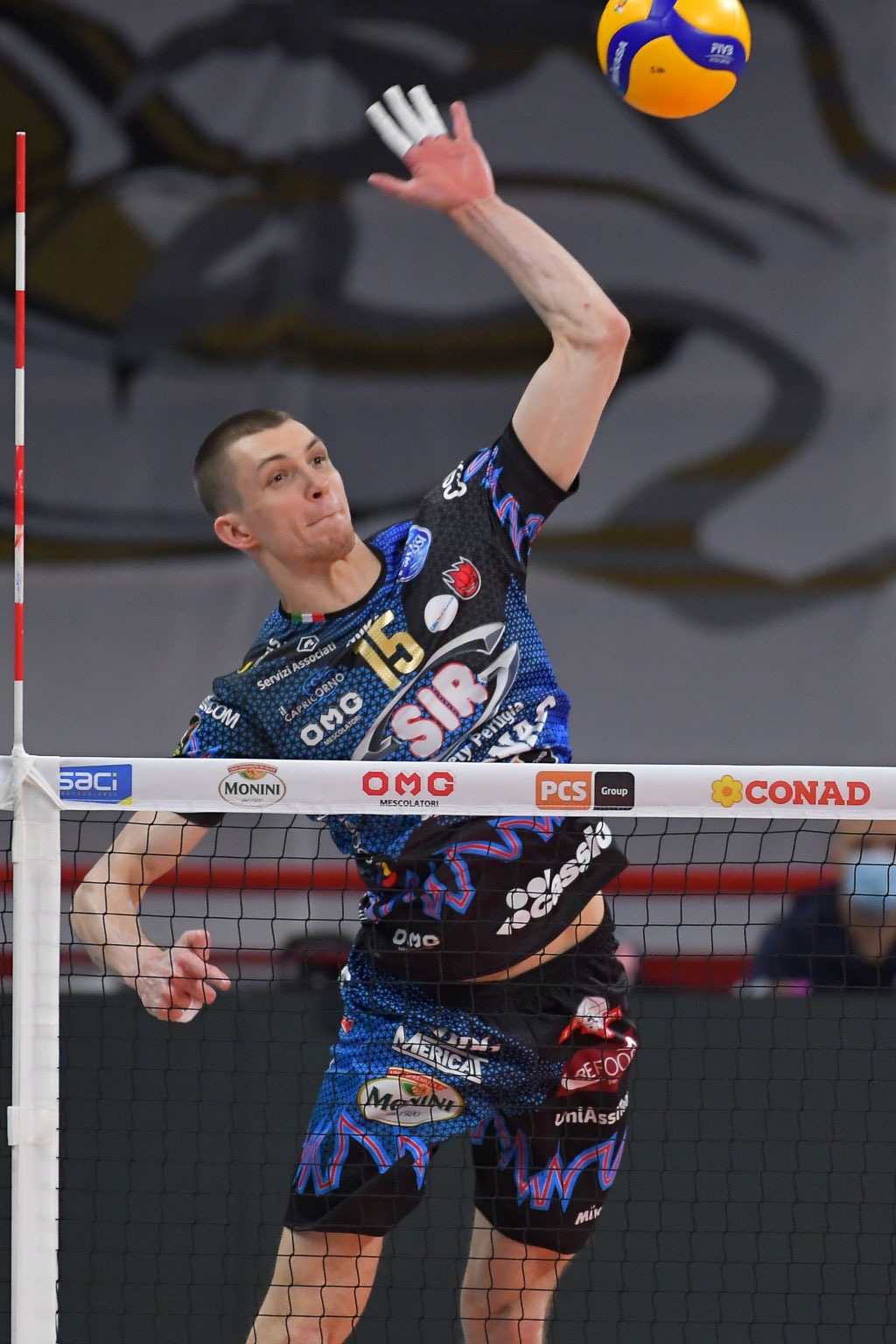 EA99261E-DBC3-432E-9C54-973E649BB421