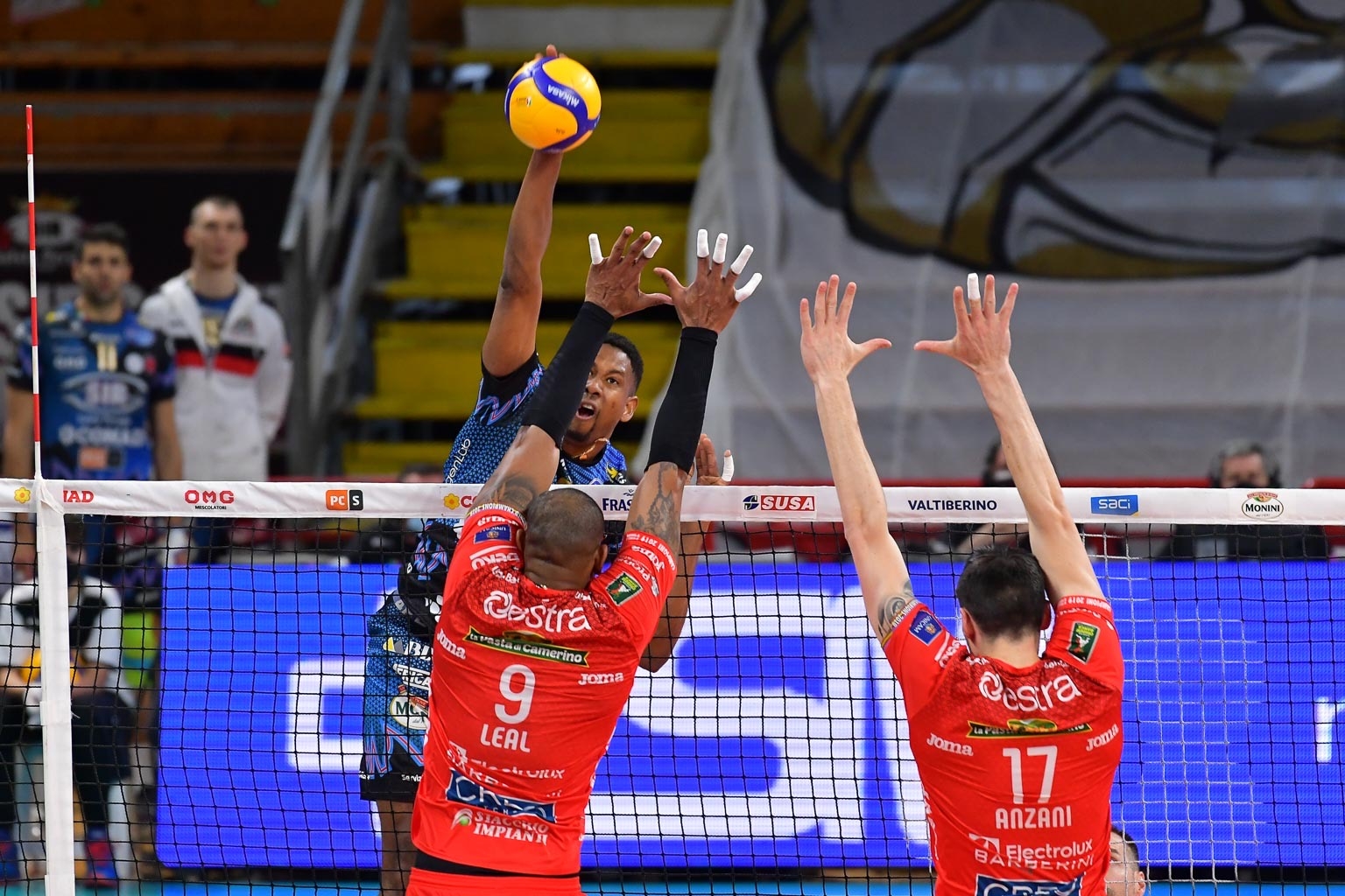 0289D83B-7085-4FC1-BC2A-64DA17B4FCBE