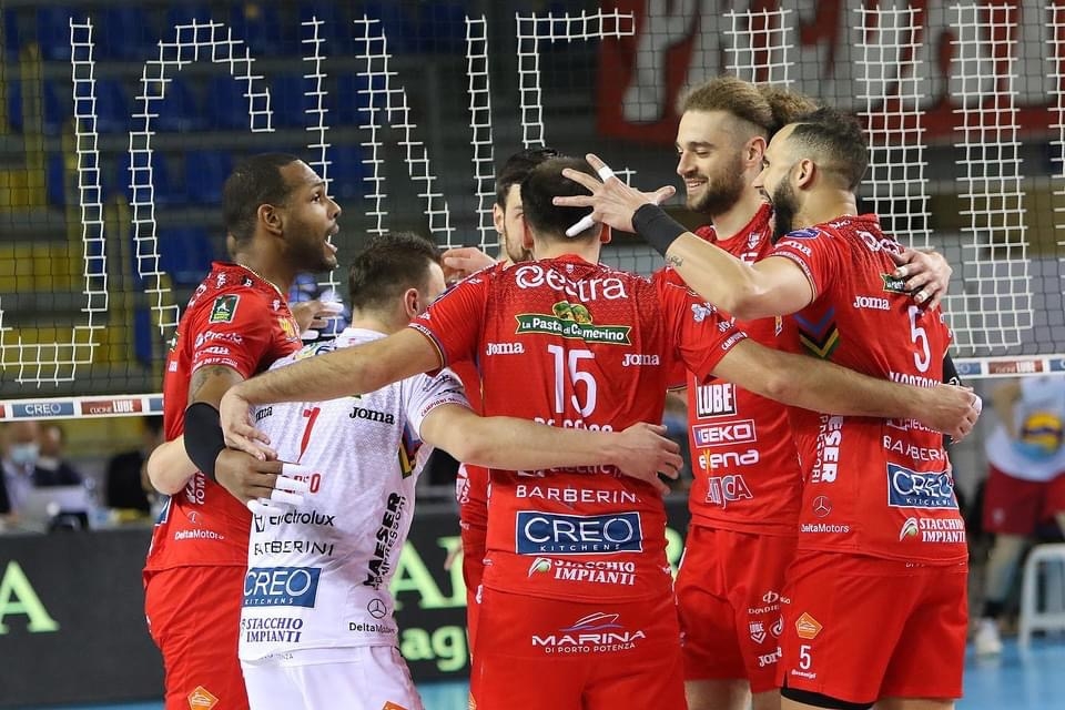 0D558518-805B-4E69-9CCB-6D822109A9ED