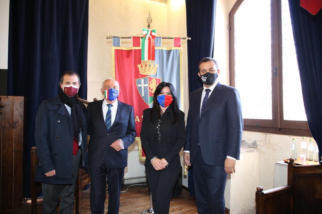 101E15FC-0CBA-461E-B28E-6B25EE18BAEA