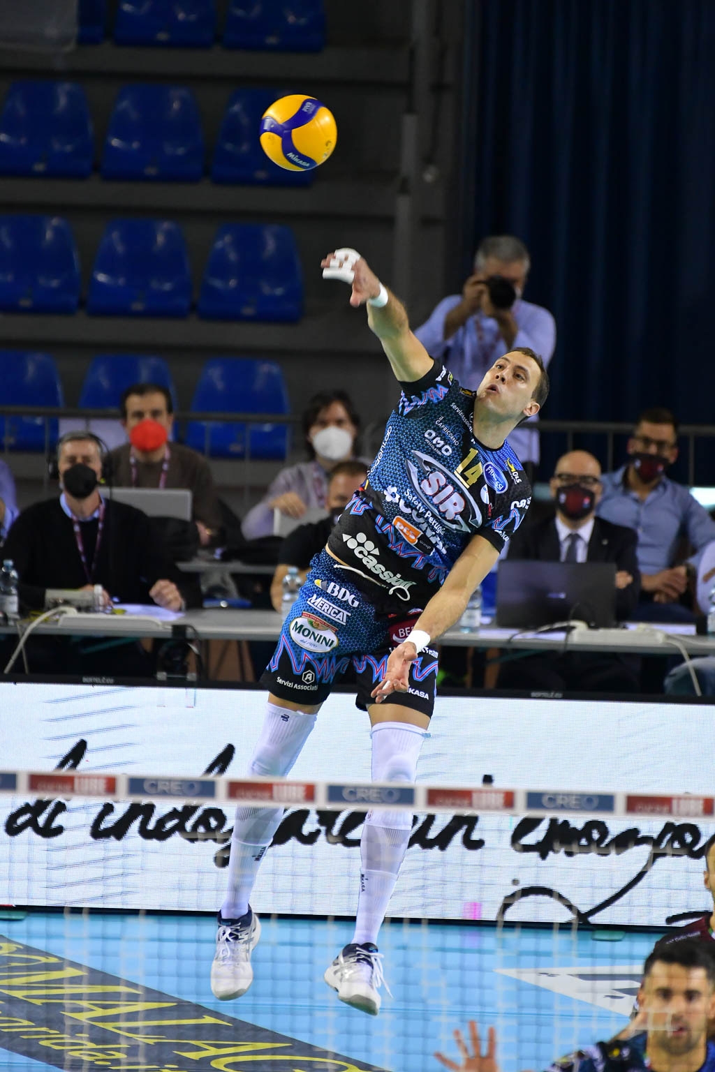 1E76F9FB-DC4B-492E-9754-C7992C8984B2