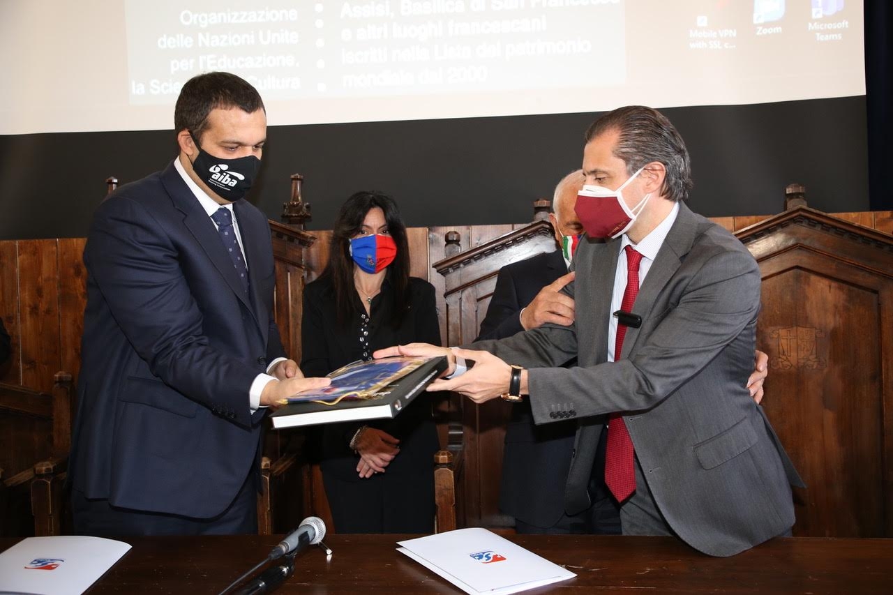 331928AB-5C3D-4631-993E-38ACD4D35E9C