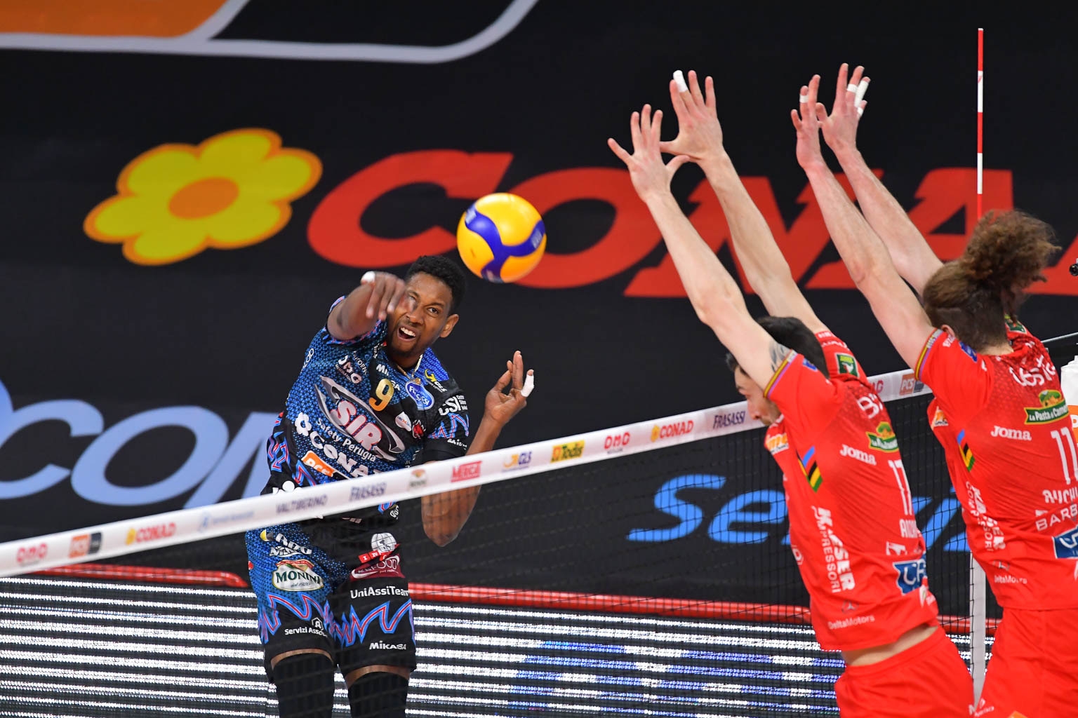 A2C03DFE-50AC-4983-A93B-2B8FDB6389C5