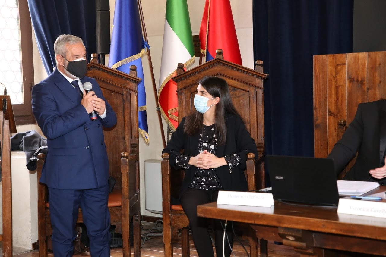 AB8ADE6F-6E92-484A-9B3E-59329DEA2971