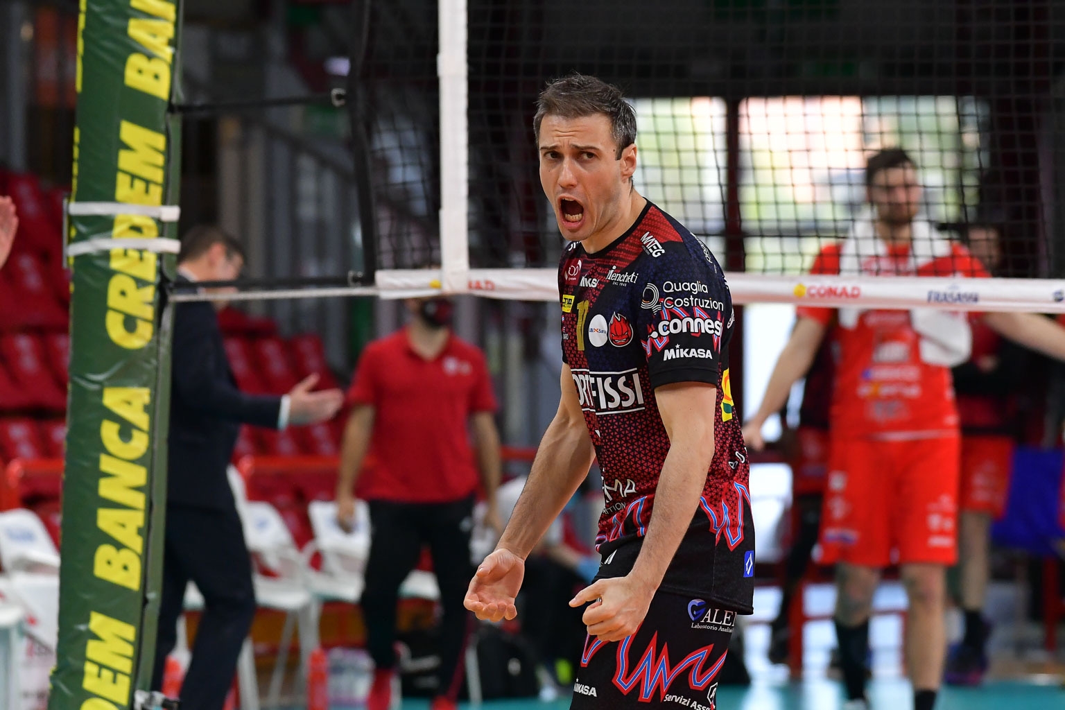 DEDB71DC-ACB3-454F-B40B-F02B41D1C19F