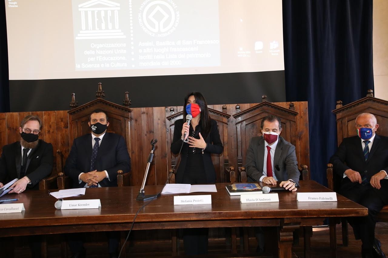 E36C4B13-6951-41EF-952D-1F8AA28DD70E