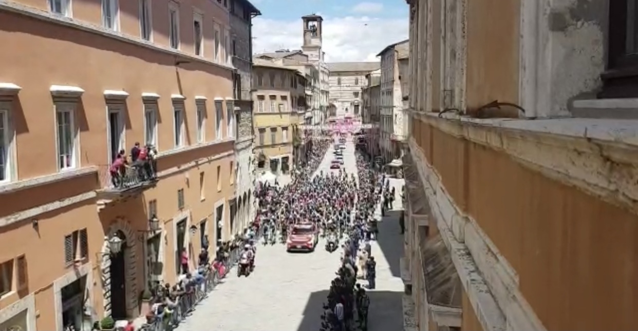 10A7596B-9B09-4AB4-BCDD-3FB364766732