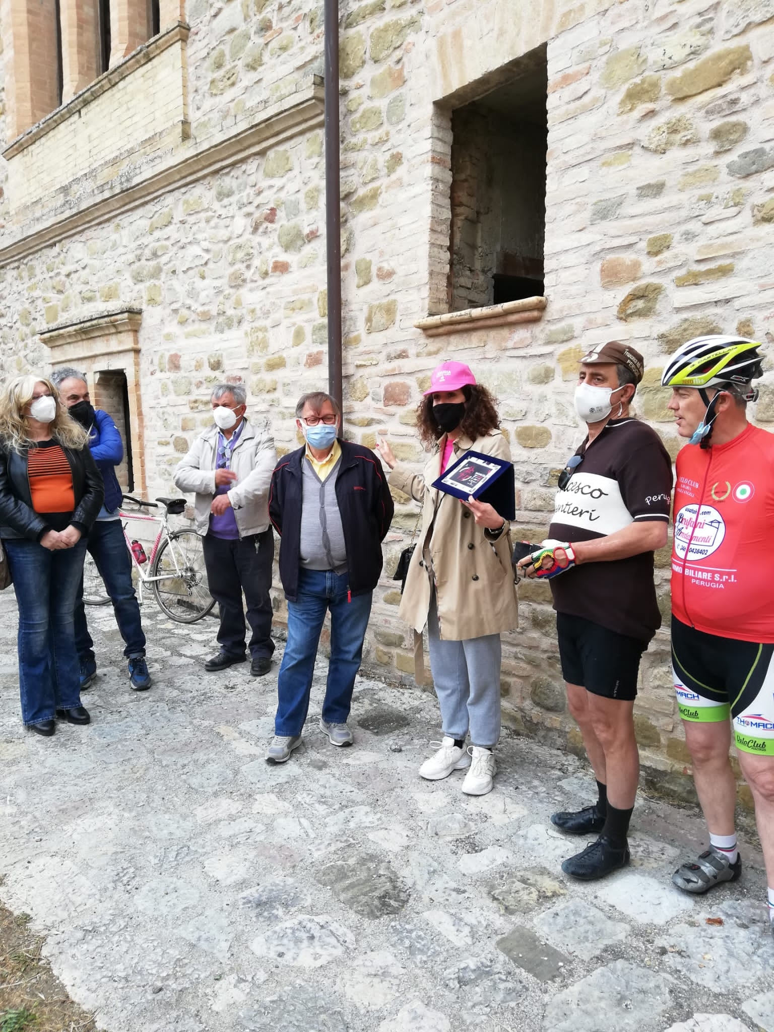 16572629-6611-4598-8D26-7932F221C5BD