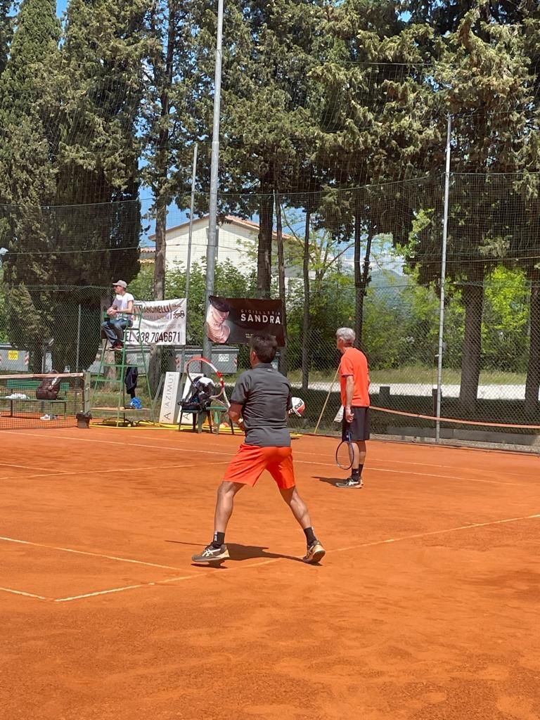 61FB3A21-4DAA-4D1E-98EB-8A743B89242B