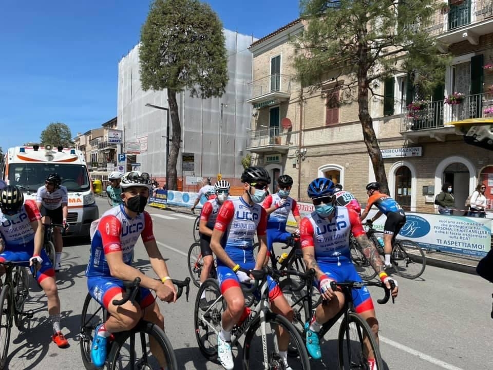 797EF5B3-6D09-4261-A3A6-98AD04C6C2F4