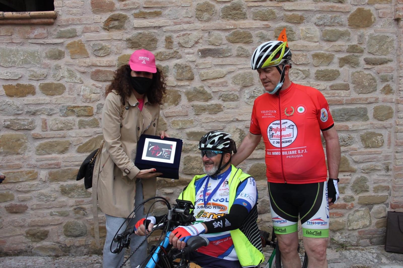 83418F23-125B-450C-82E4-9639DAAA2E41