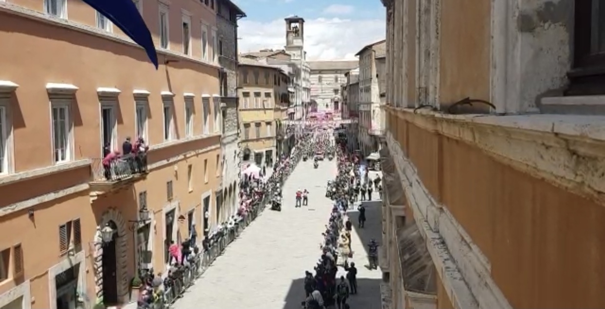 95FAB606-3C8B-45B1-9570-143903BAA52D