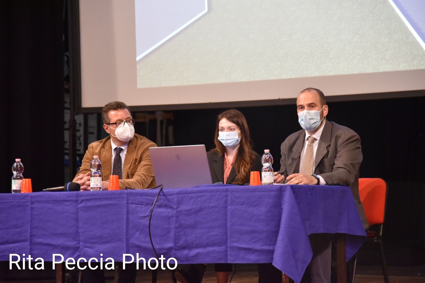 D59491A9-89F6-4C78-8613-7D65F19AFB1C