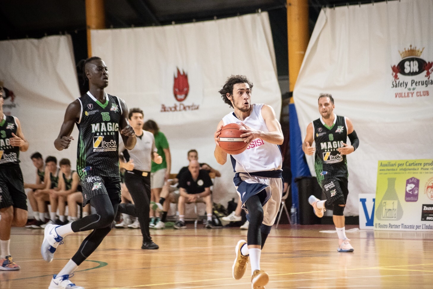 15297A7C-529D-4ED4-9D38-1813CC2DBBF6