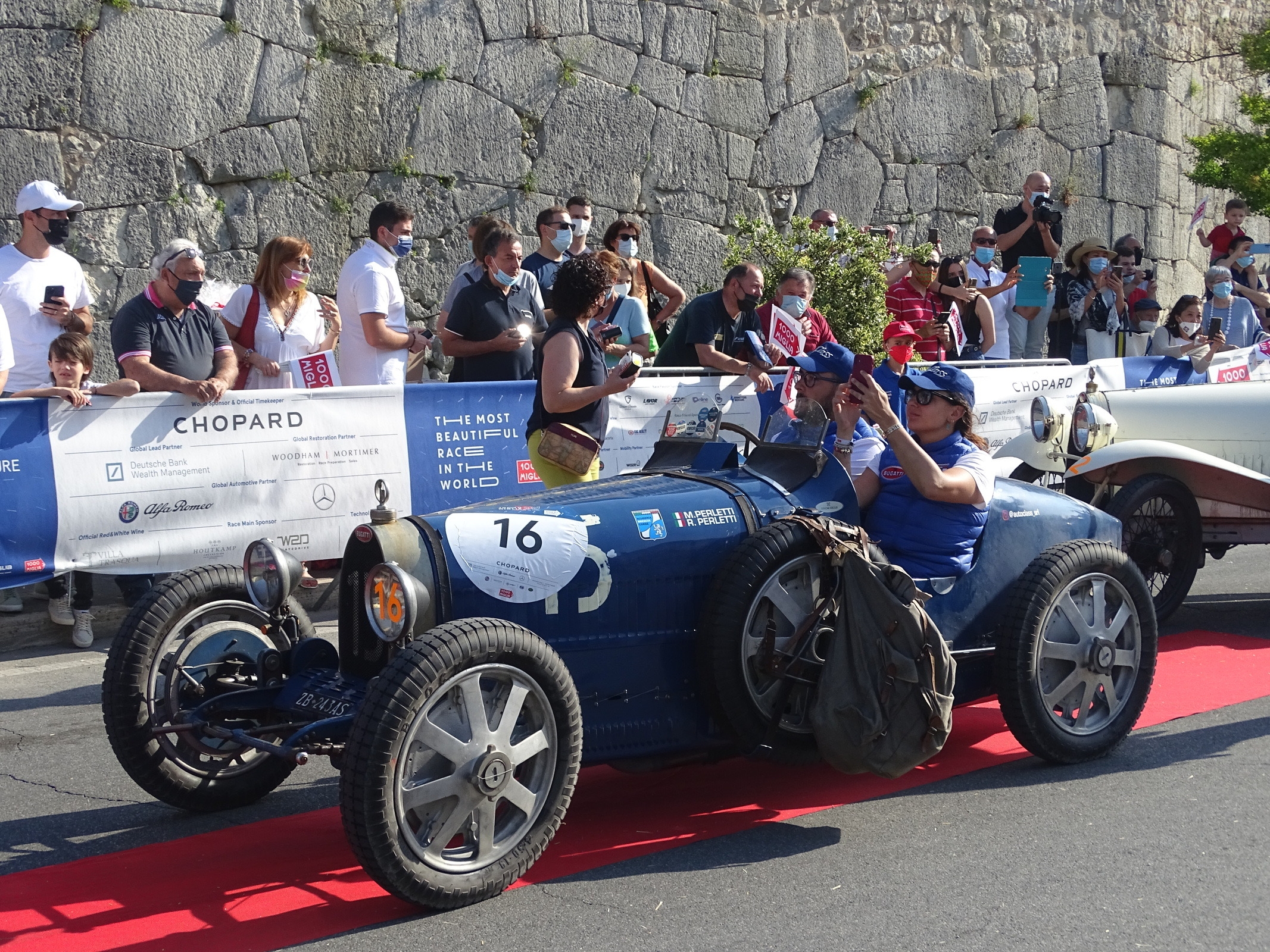 208E48F0-BF32-49F0-A287-AD01D4C4B26F