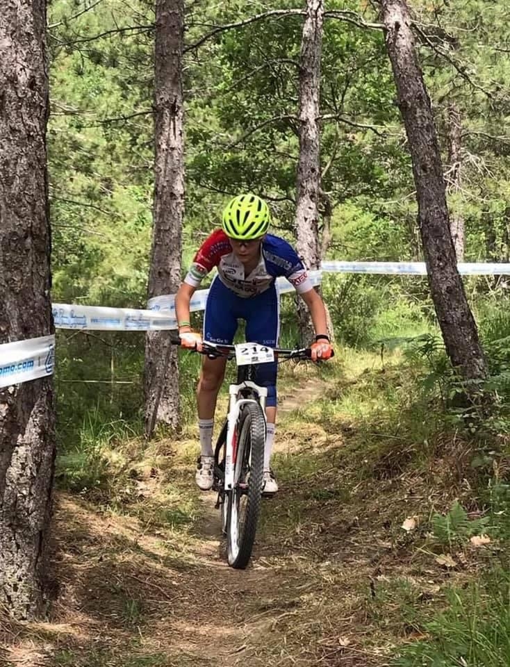 4D67DD09-2236-46F7-A085-81FD26321CA7