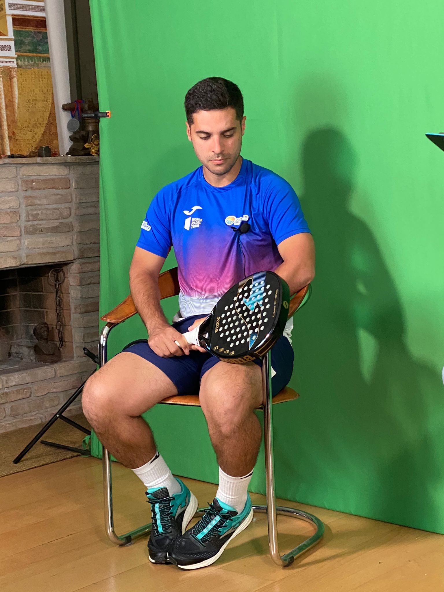 91B60505-43F6-4909-B4A5-38190CF0B865