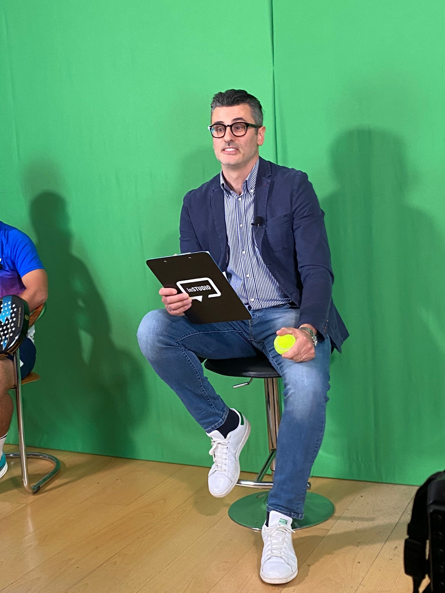 CEBDF125-C7E9-4F2F-A3B9-B71EEFF1DECA