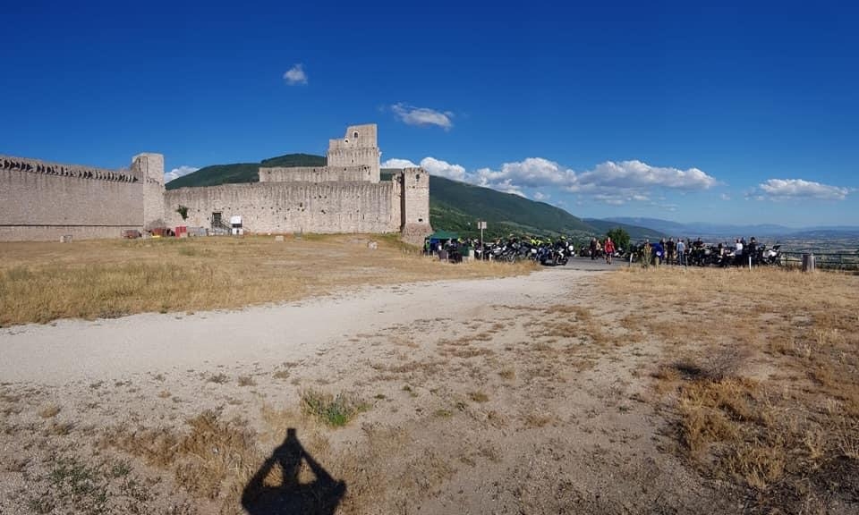 E9851F11-A13E-4D35-9B24-EC88C572E417