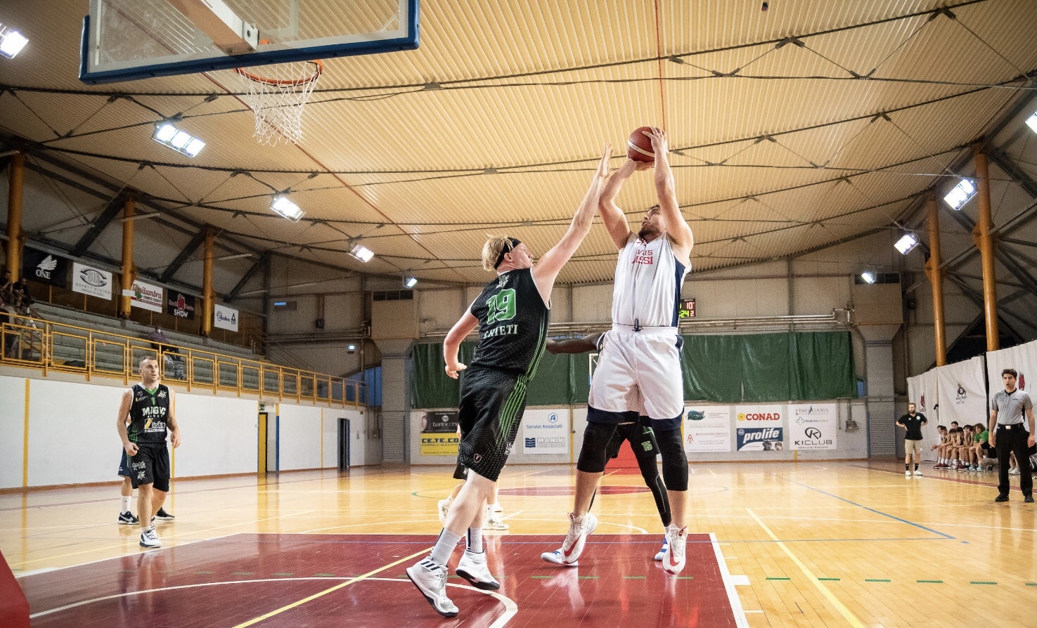 FE4F6F65-3156-49D6-9719-07316BB1FBBC