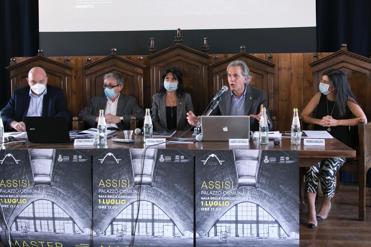 043996AC-BCA4-45FA-8231-1C528DEDE5E0