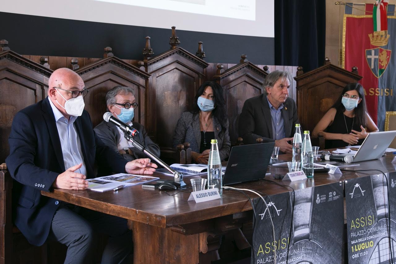 52CFB6C0-2402-4145-ACB7-26EA770F96E8