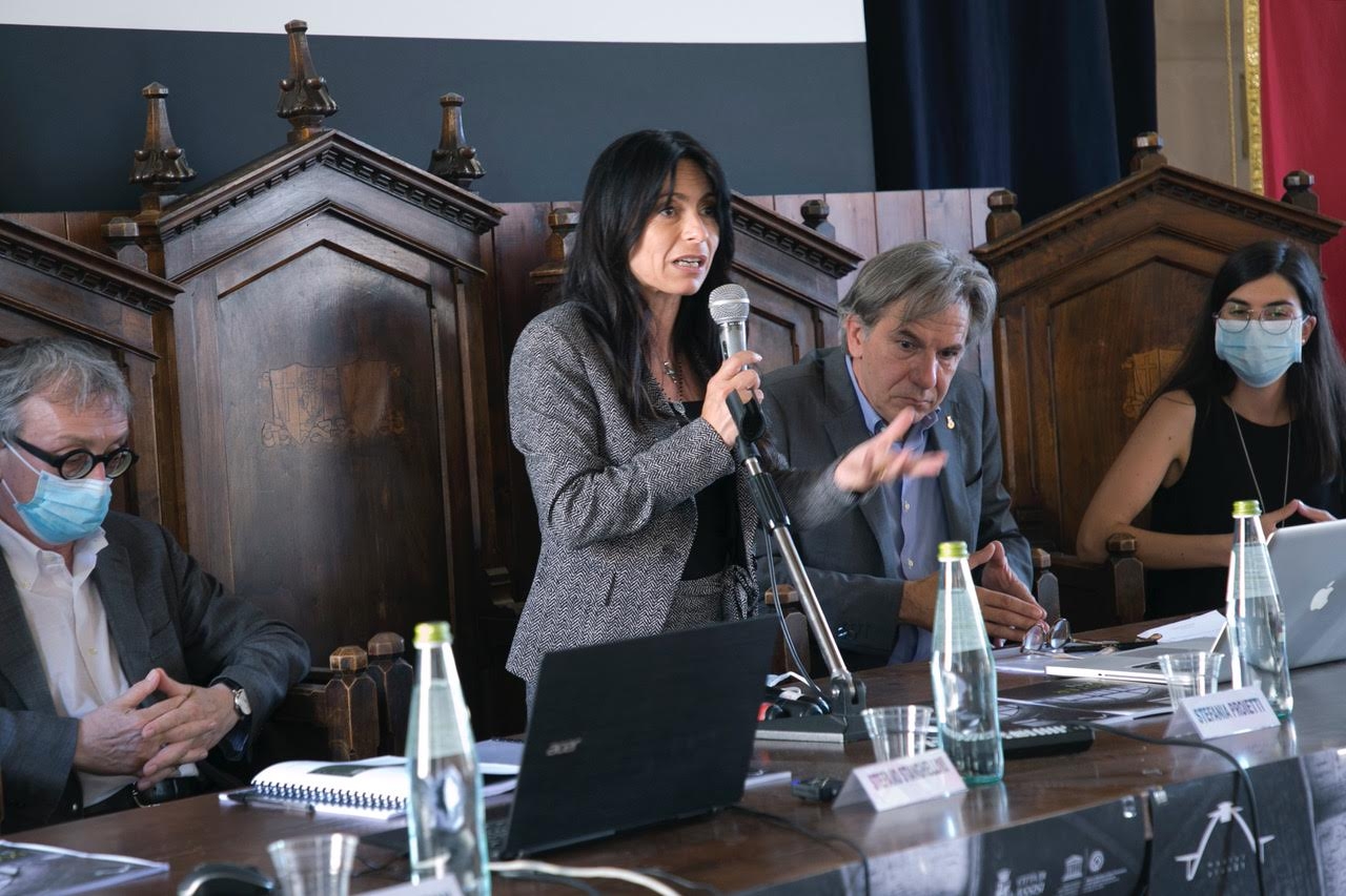 682EC3A3-D438-4424-8037-225186A62EA5