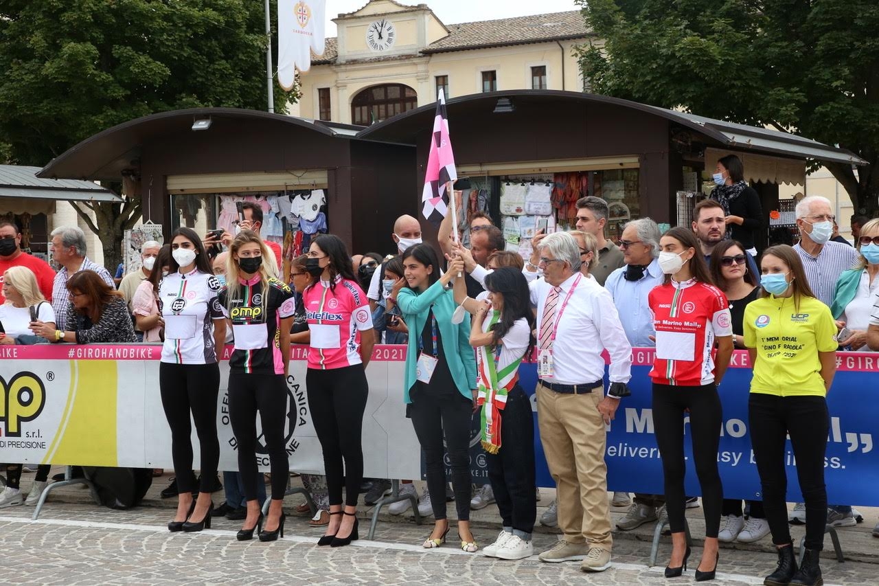 67014425-386F-4E90-A9B3-57E44CFBABE2