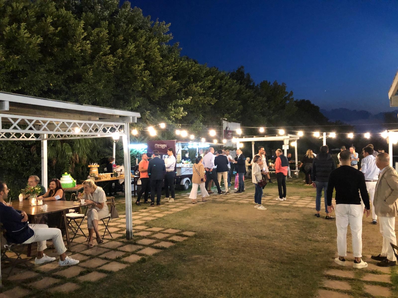 A5EBDAD9-C769-4D7C-AFCD-C0666D23C71E