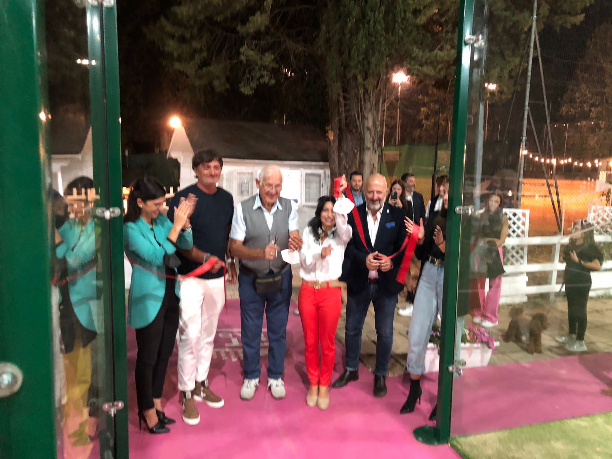 BA864C4C-DFE7-440E-9C44-67B109C379AB