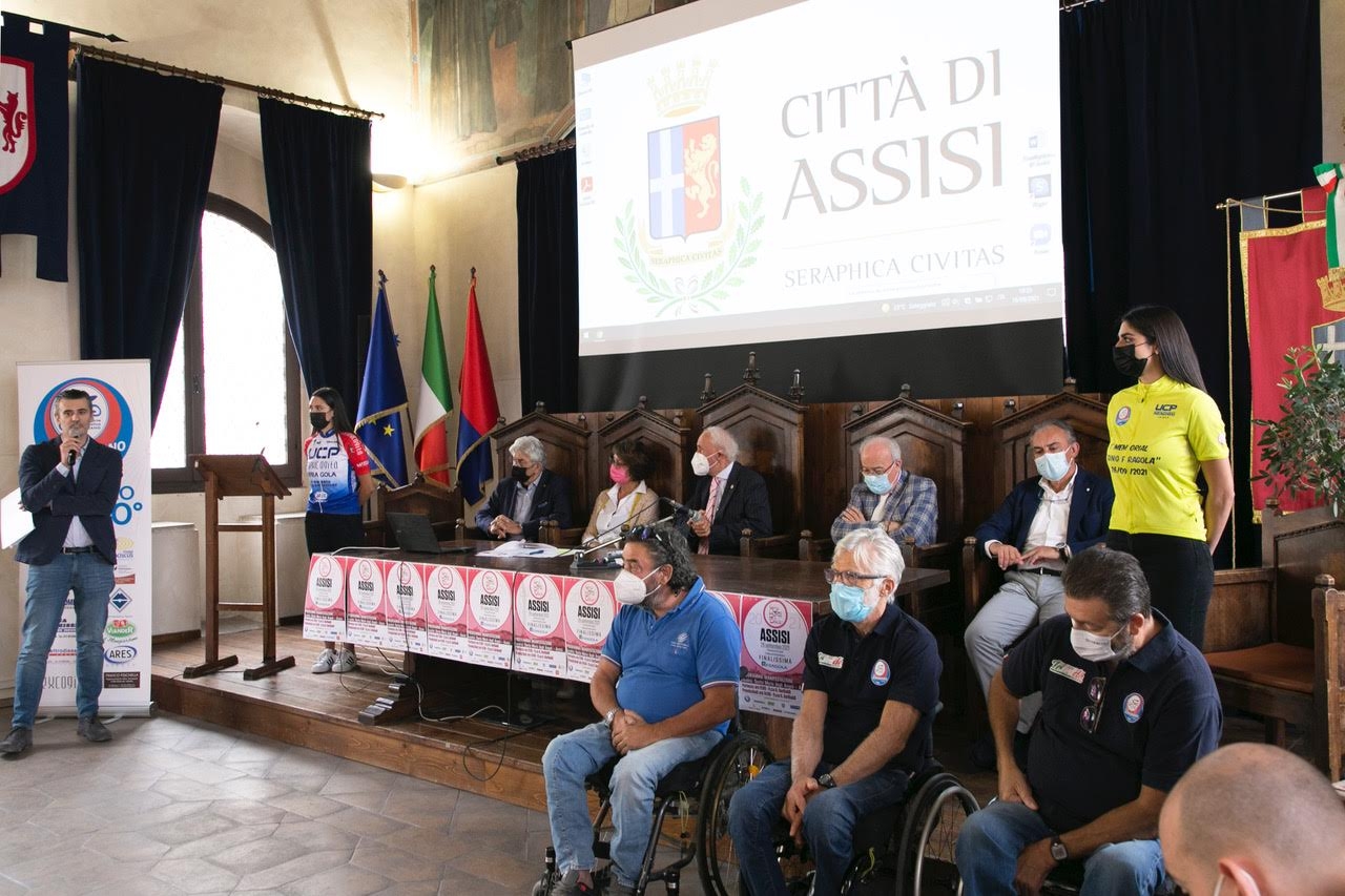 D87E2FA7-6010-40CD-8A25-708542D0FD2C