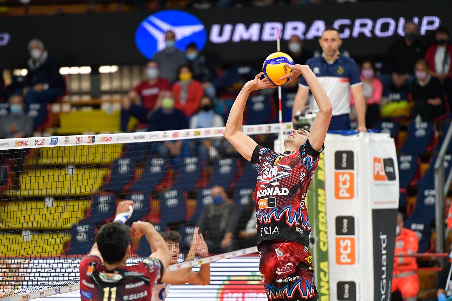 0AE7F9A1-51F4-4F3D-B2E9-F78E4EC05238